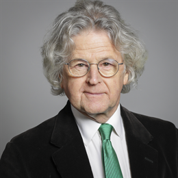 1:1 portrait of Lord Ryder of Wensum