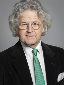 3:4 portrait of Lord Ryder of Wensum