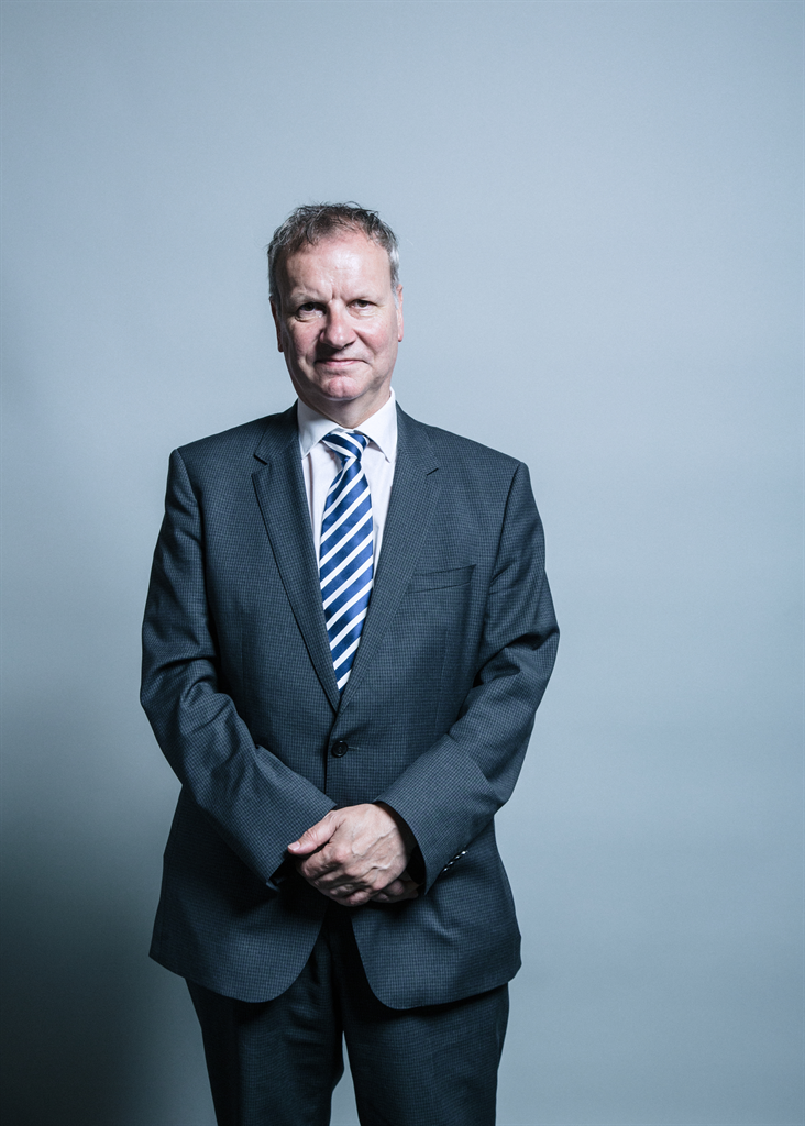 Full sized portrait of Pete Wishart