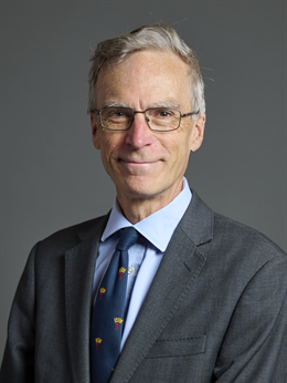 3:4 portrait of Dr Andrew Murrison