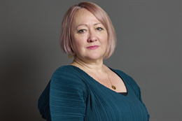 3:2 portrait of Kerry McCarthy