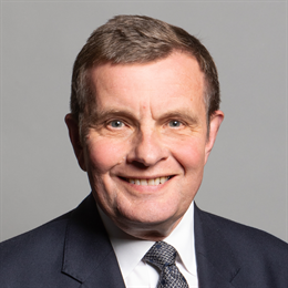 1:1 portrait of Mr David Jones