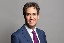 3:2 portrait of Ed Miliband