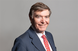 3:2 portrait of Philip Dunne