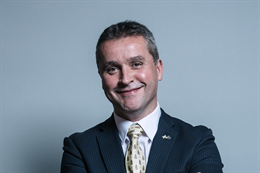 3:2 portrait of Angus Brendan MacNeil