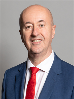 3:4 portrait of Geraint Davies