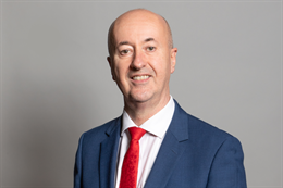 3:2 portrait of Geraint Davies
