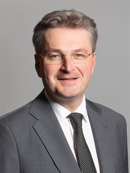 3:4 portrait of Daniel Kawczynski