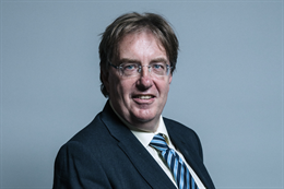3:2 portrait of John Howell