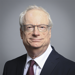 1:1 portrait of Lord Smith of Finsbury