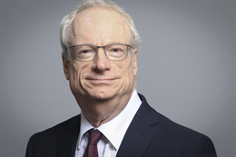 3:2 portrait of Lord Smith of Finsbury