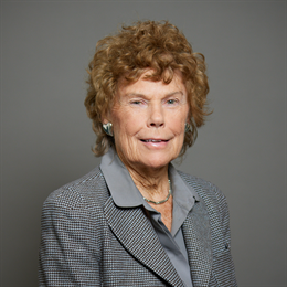 1:1 portrait of Baroness Hoey