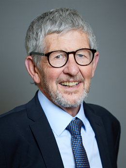 3:4 portrait of Lord Foster of Bath