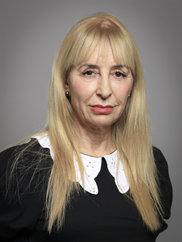 3:4 portrait of Baroness Greenfield