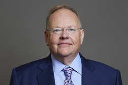 3:2 portrait of Lord Rennard