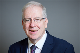 3:2 portrait of Lord McLoughlin
