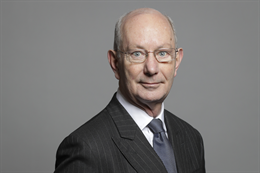 3:2 portrait of Lord Blackwell