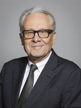 3:4 portrait of Lord Carter of Coles