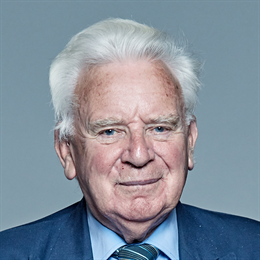 1:1 portrait of Lord Roberts of Llandudno