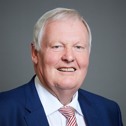 1:1 portrait of Lord Browne of Belmont