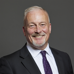 1:1 portrait of Richard Fuller