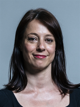 3:4 portrait of Gloria De Piero