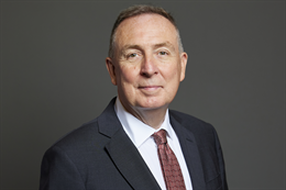 3:2 portrait of Nick Smith