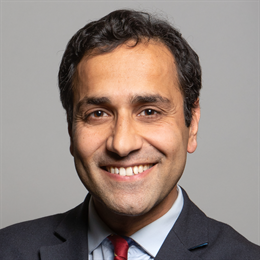 1:1 portrait of Rehman Chishti