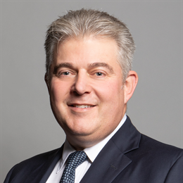 1:1 portrait of Sir Brandon Lewis