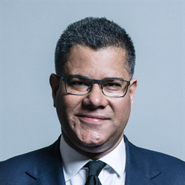 1:1 portrait of Lord Sharma