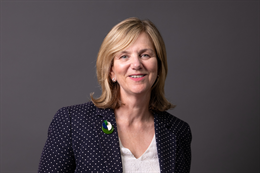 3:2 portrait of Lilian Greenwood