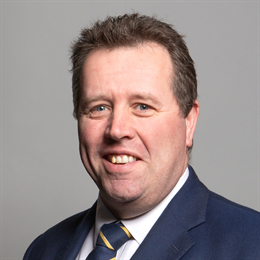 1:1 portrait of Sir Mark Spencer
