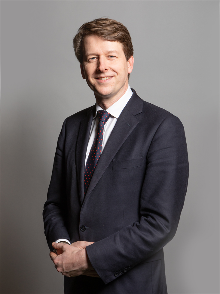 Full sized portrait of Mr Robin Walker