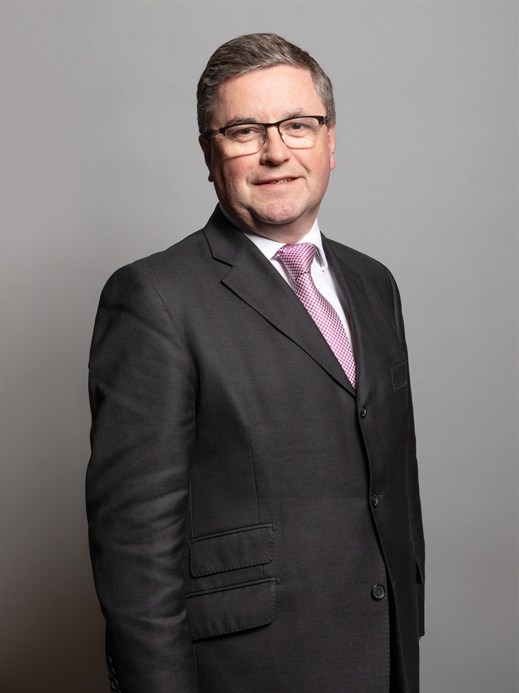 Full sized portrait of Sir Robert Buckland