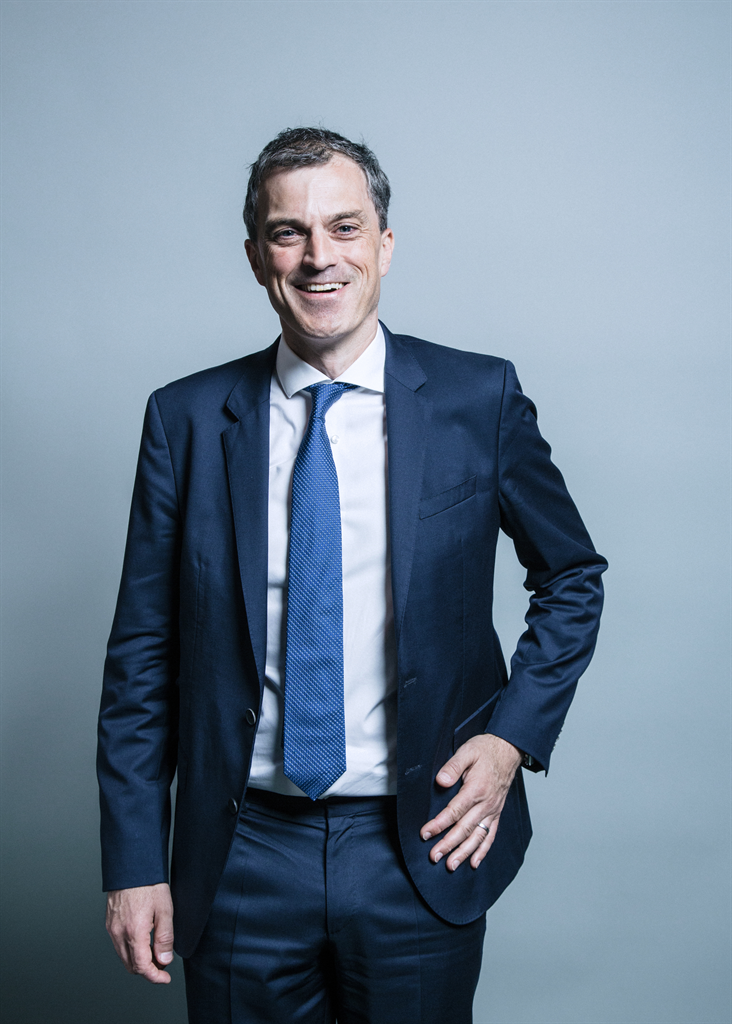 Full sized portrait of Sir Julian Smith