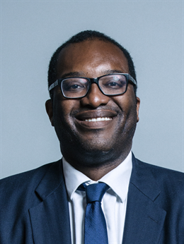 3:4 portrait of Kwasi Kwarteng