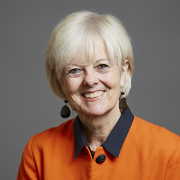 1:1 portrait of Baroness Hayter of Kentish Town