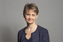 3:2 portrait of Yvette Cooper