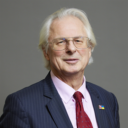 1:1 portrait of Lord Trees