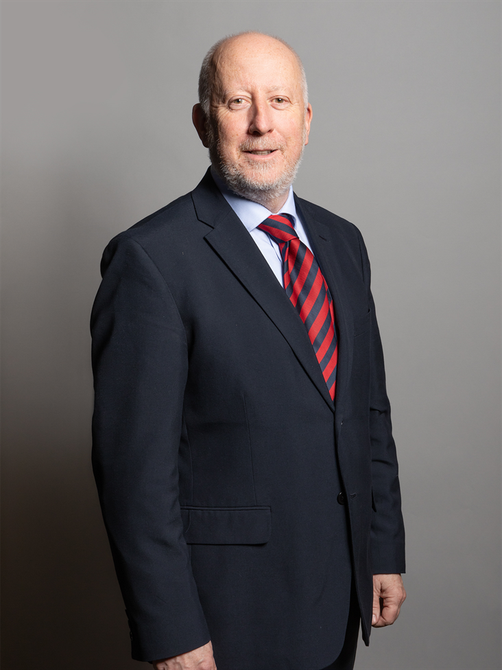 Full sized portrait of Andy McDonald