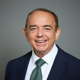 1:1 portrait of Lord Bourne of Aberystwyth