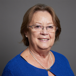 1:1 portrait of Baroness Bakewell of Hardington Mandeville