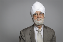 3:2 portrait of Lord Suri