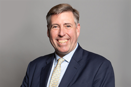 3:2 portrait of Lord Brady of Altrincham