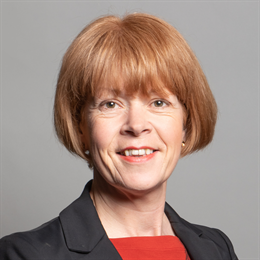 1:1 portrait of Wendy Morton