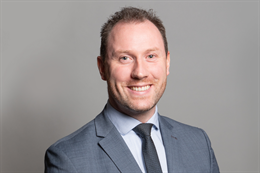 3:2 portrait of Neil Gray