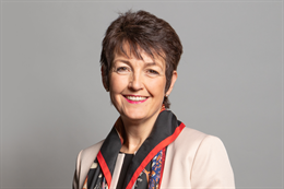 3:2 portrait of Jo Churchill