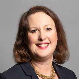1:1 portrait of Baroness Prentis of Banbury