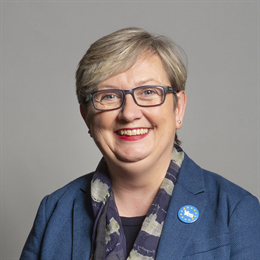1:1 portrait of Joanna Cherry