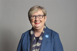 3:2 portrait of Joanna Cherry